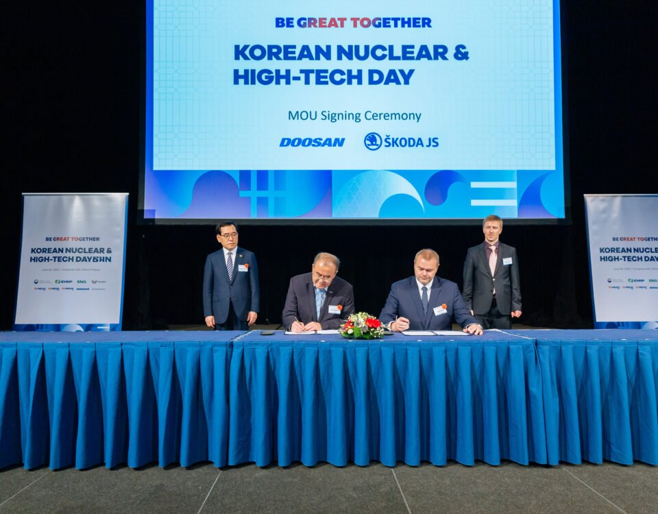 Panel discussion at a high-tech industry day in Prague